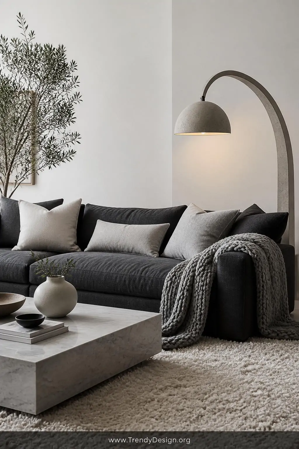 5 Interior Design Dark Grey Couch Looks That Scream Modern Elegance