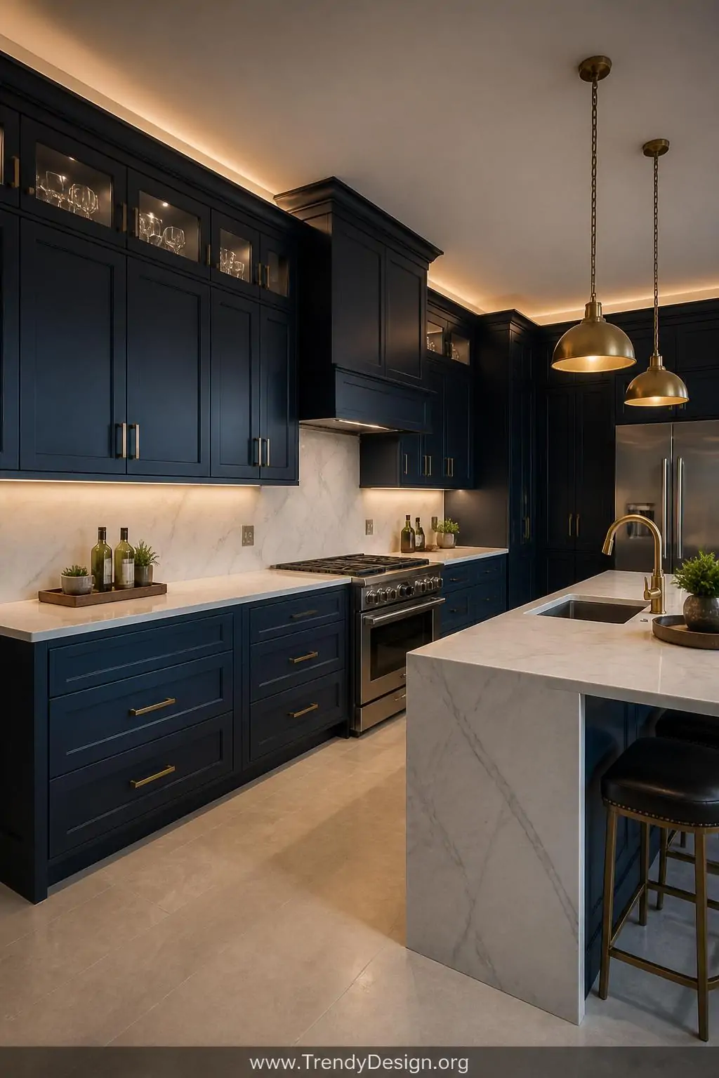 Wide shot of a sophisticated kitchen with deep navy shaker cabinets, warm white rope lights glowing beneath upper cabinet und